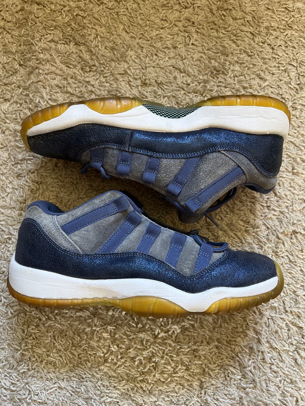 Air Jordan 11 Retro Low Blue Moon Size 7 Youth
